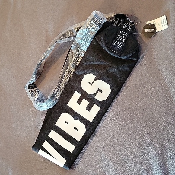 PINK small and xs sweat shirts and can cooler bag - Picture 5 of 5